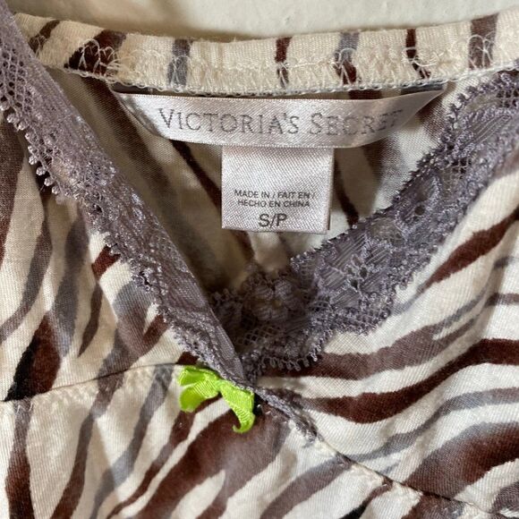 EUC Vintage Victoria’s Secret Tiger Print Women’s Slip Teddy - Picture 7 of 12